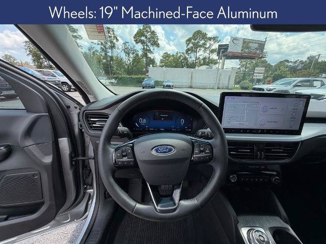 Certified 2023 Ford Escape Platinum AWD/4WD image 10