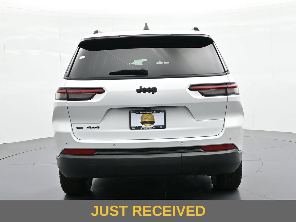 Used 2023 Jeep Grand Cherokee L Laredo AWD/4WD image 7