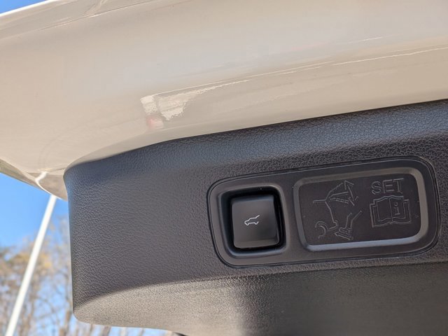 Certified 2024 Ford Expedition Max Platinum image 34