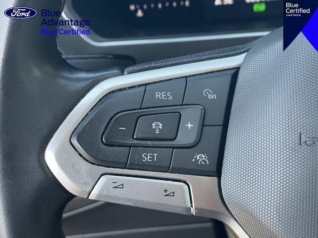 Used 2023 Volkswagen Tiguan SE FWD image 12