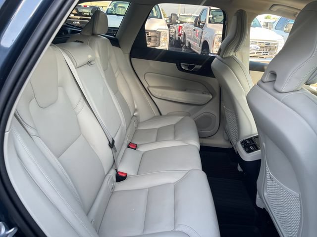 Used 2024 Volvo XC60 B5 Ultimate w/ Protection Package Premier AWD/4WD image 25