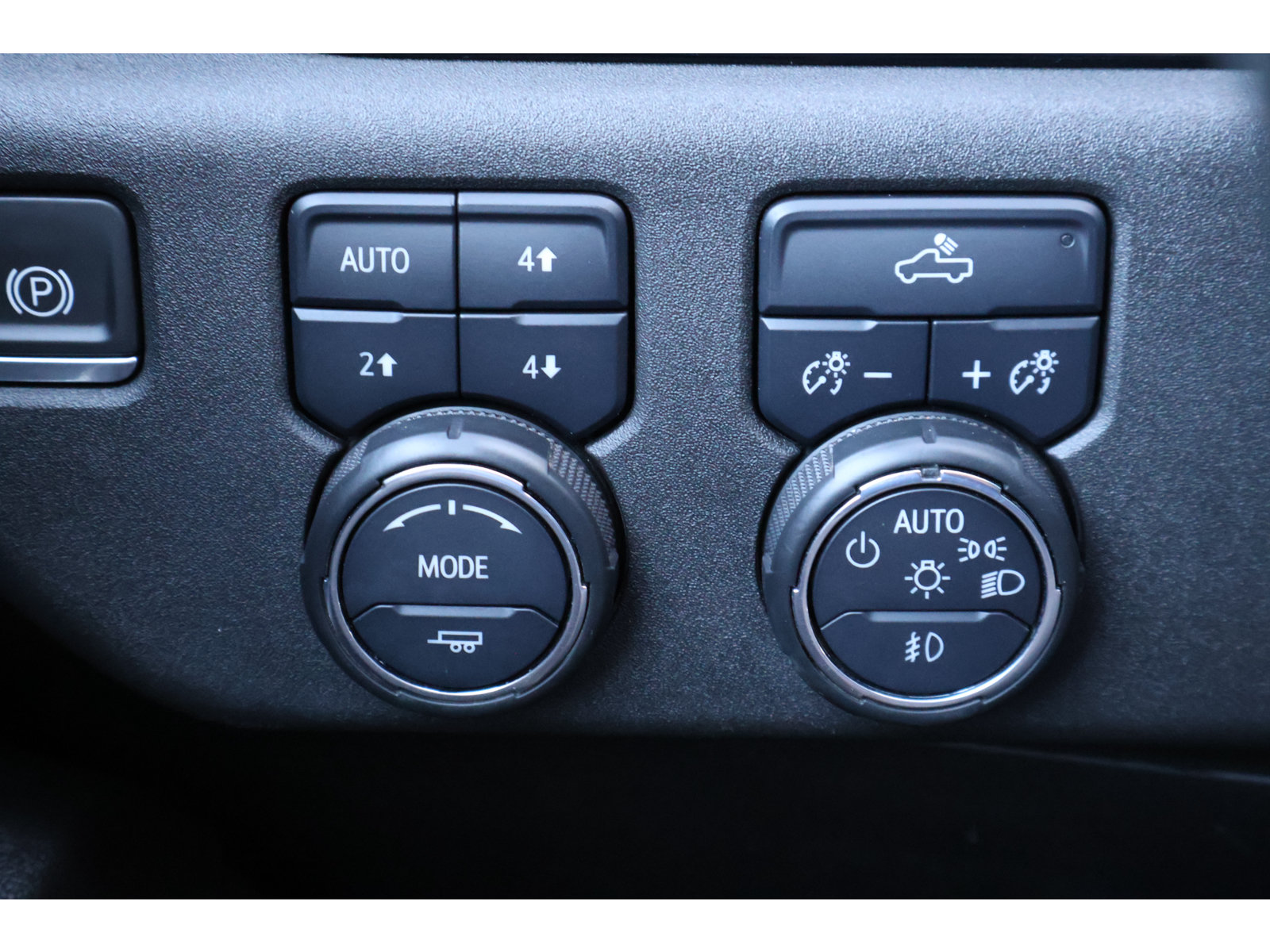 Used 2023 Chevrolet Silverado 1500 RST w/ Z71 Off-Road Package AWD/4WD image 9