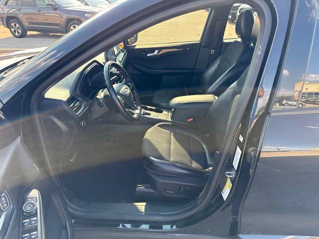 Certified 2023 Ford Escape ST-Line AWD/4WD image 21