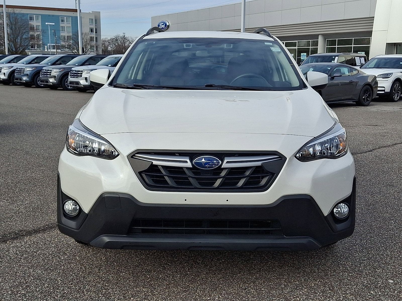 Used 2023 Subaru Crosstrek 2.0i Premium image 3