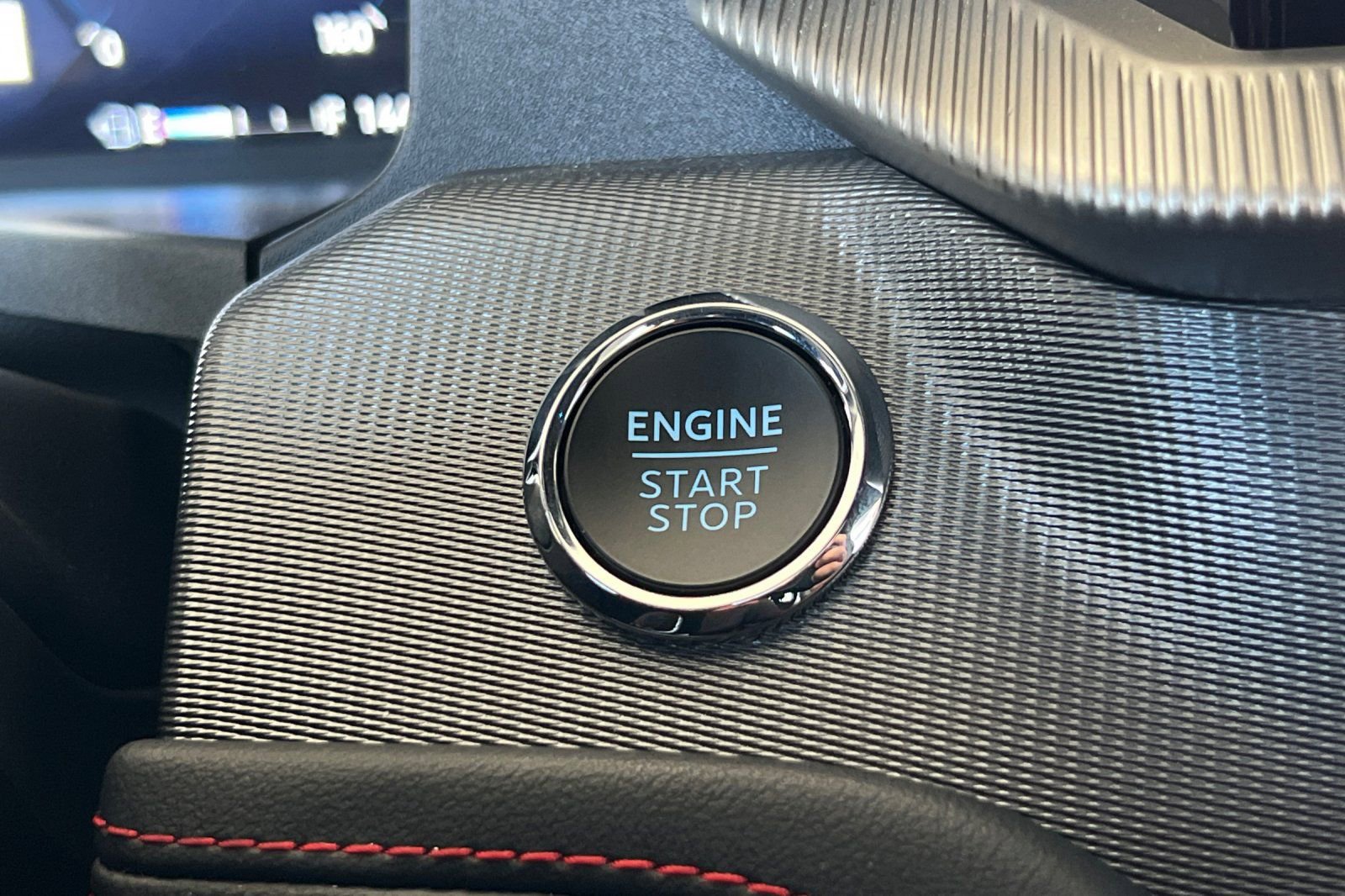 Certified 2025 Ford Explorer ST image 26