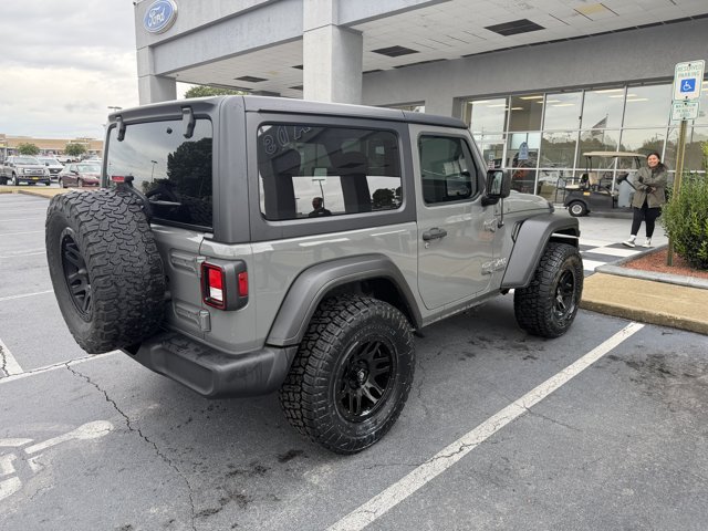 Used 2021 Jeep Wrangler Sport AWD/4WD image 3