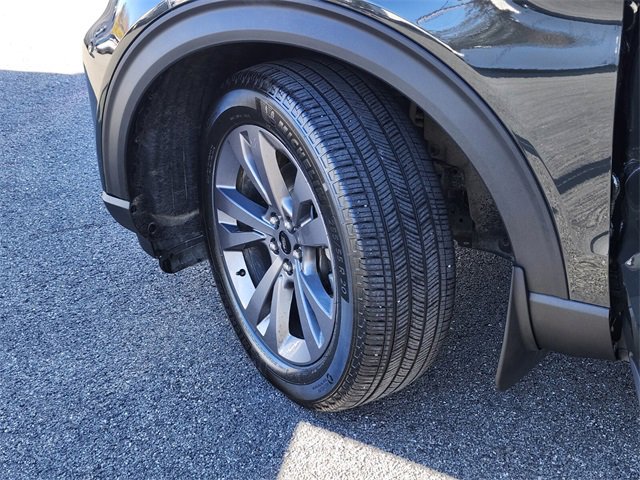 Certified 2022 Ford Explorer XLT w/ Equipment Group 202A image 35