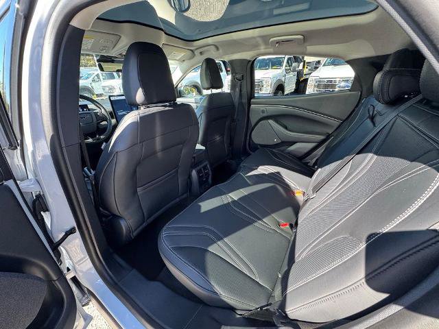 Certified 2022 Ford Mustang Mach-E Premium AWD/4WD image 9
