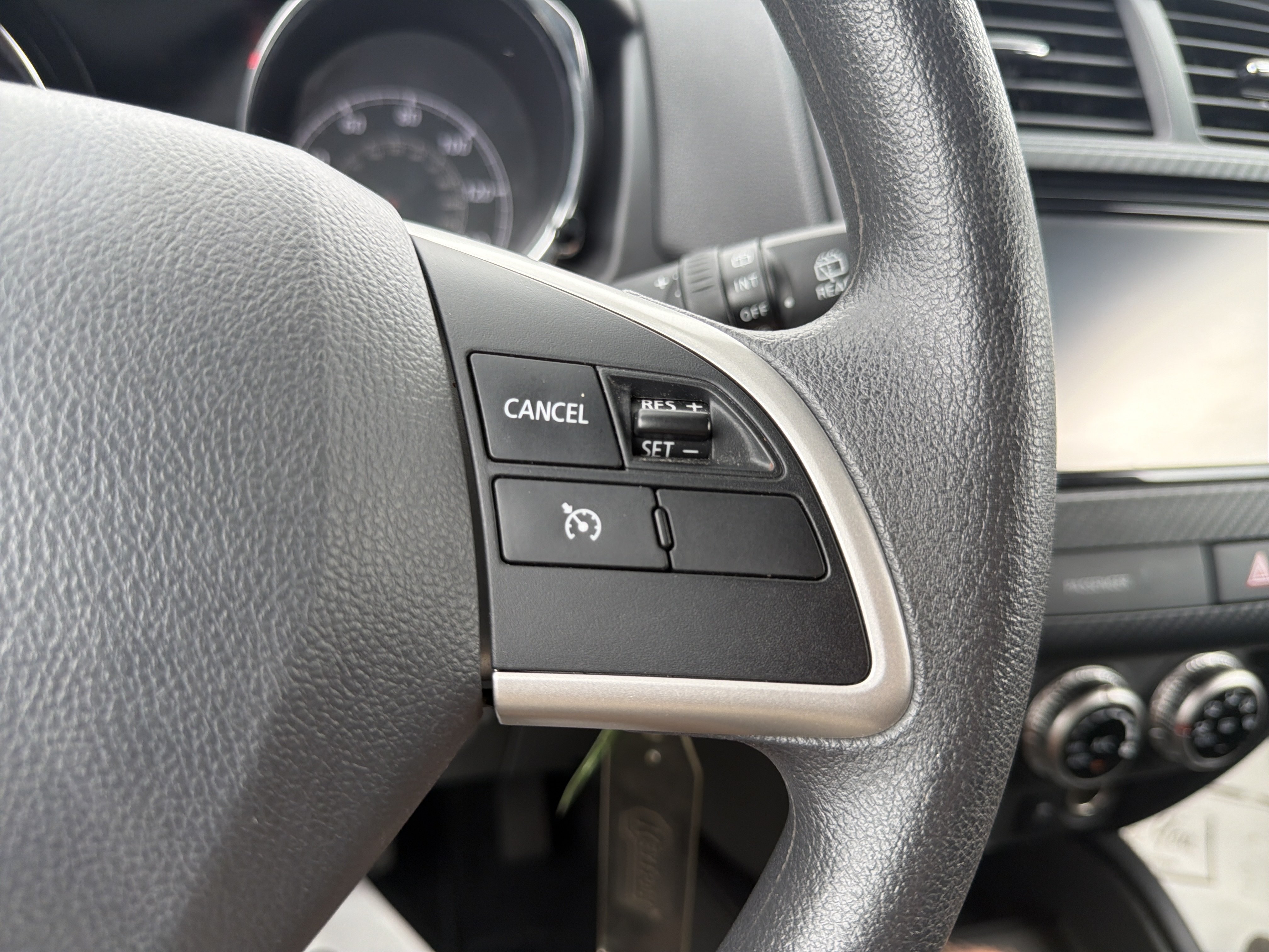 Used 2025 Mitsubishi Outlander Sport AWD image 19