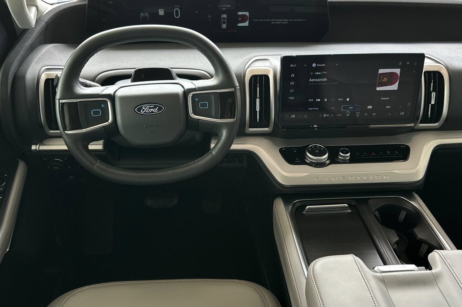 Certified 2025 Ford Expedition Active AWD/4WD image 13