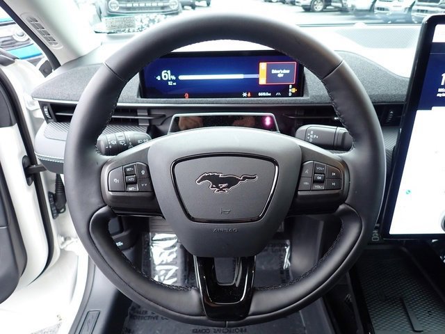 Certified 2025 Ford Mustang Mach-E Premium image 24