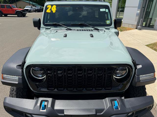 Used 2024 Jeep Wrangler Unlimited AWD/4WD image 5