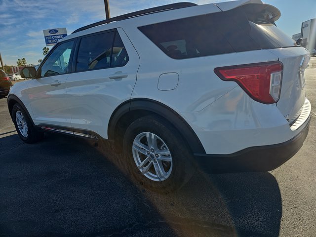 Certified 2023 Ford Explorer XLT image 2