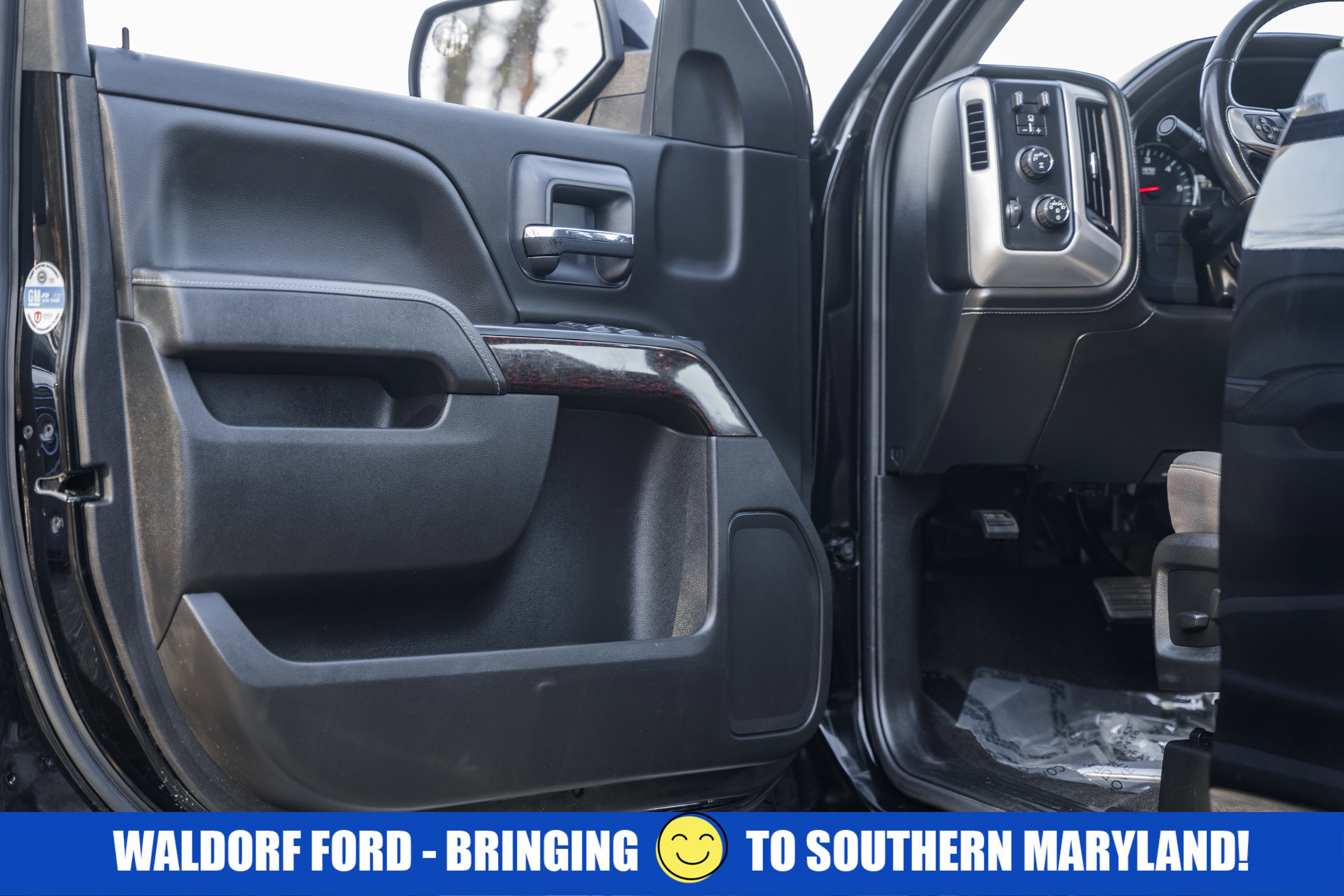 Used 2018 GMC Sierra 1500 SLE w/ SLE Value Package image 41