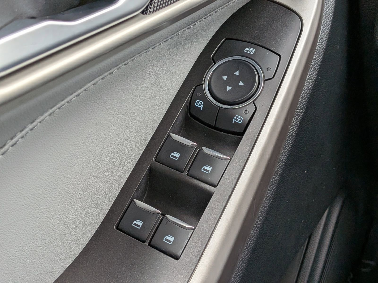 Certified 2023 Ford Explorer XLT w/ Equipment Group 202A image 28