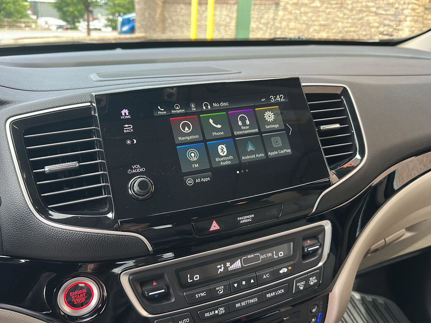 Used 2022 Honda Pilot Elite image 18