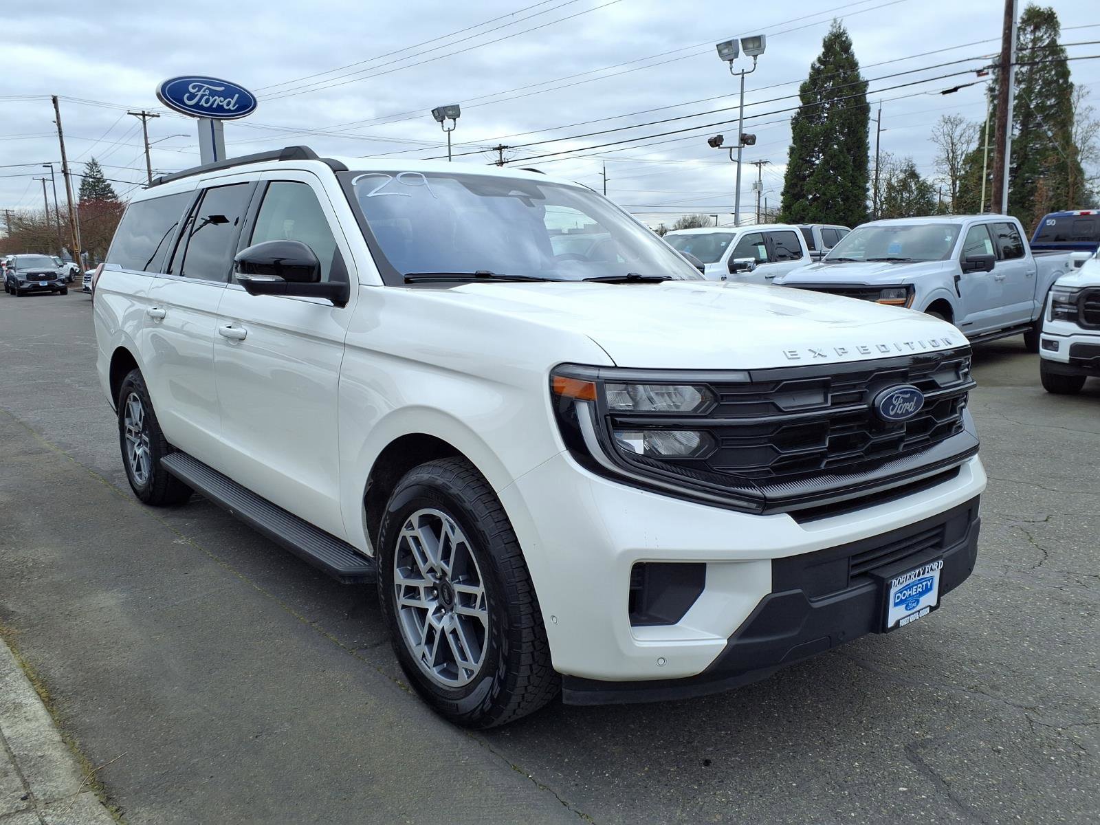 Certified 2025 Ford Expedition Max Active image 3