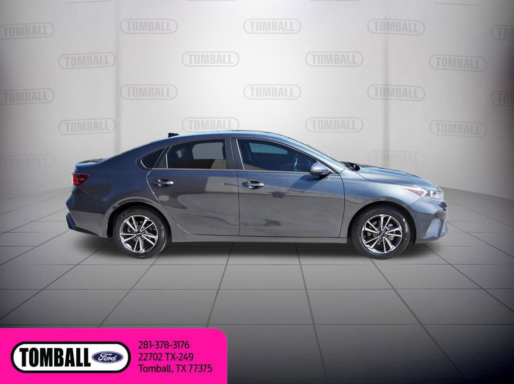 Used 2024 Kia Forte LXS image 6