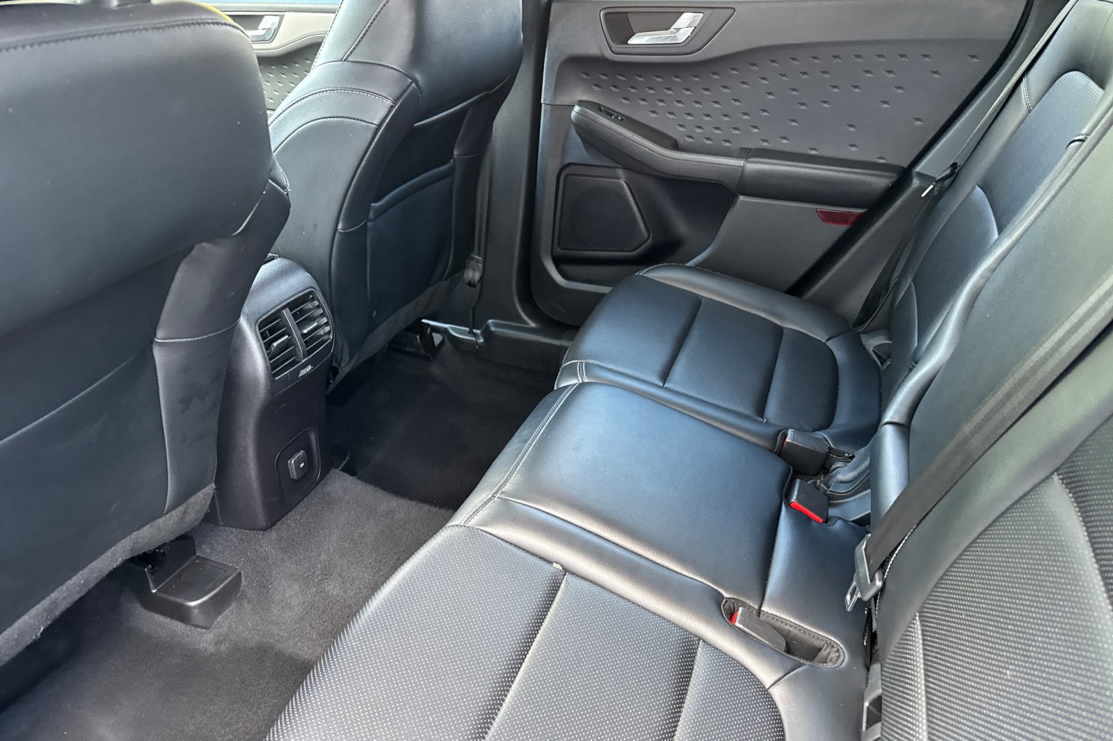 Certified 2020 Ford Escape SEL AWD/4WD image 12