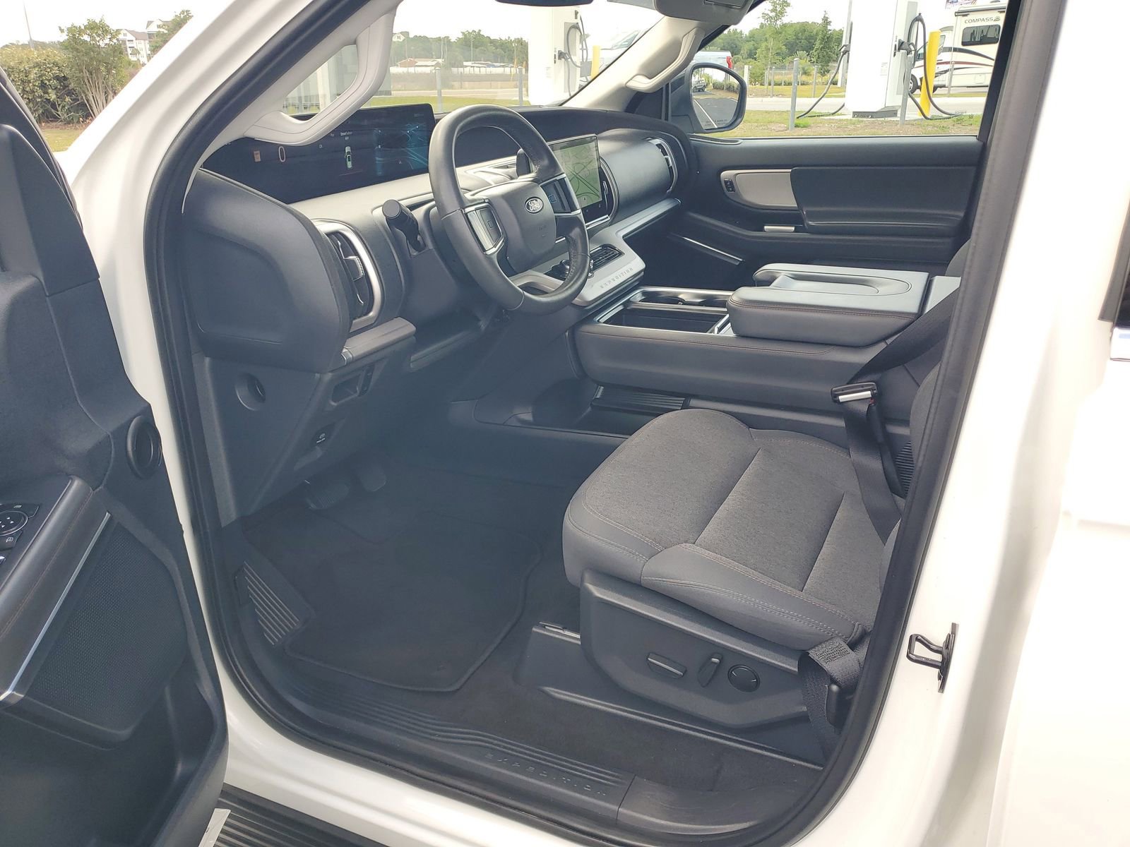 Certified 2025 Ford Expedition Max Active RWD image 19