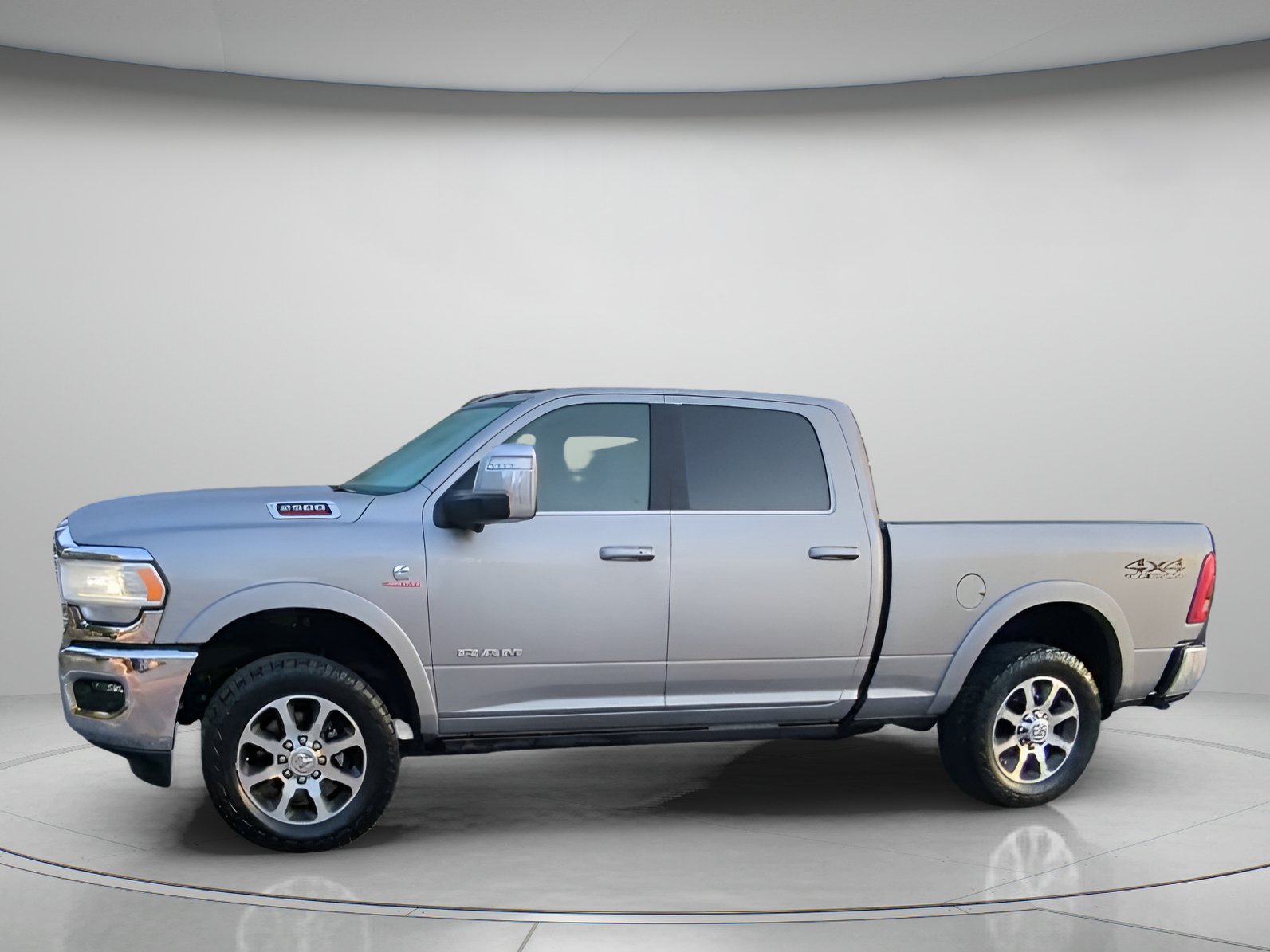 Used 2024 RAM 2500 Longhorn AWD/4WD image 15