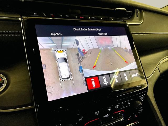 Used 2023 Jeep Grand Cherokee L Limited w/ Luxury Tech Group II AWD/4WD image 20