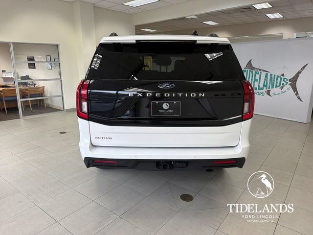 Certified 2025 Ford Expedition Active RWD image 7
