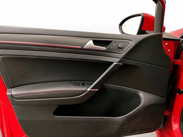 Used 2019 Volkswagen GTI SE FWD image 22