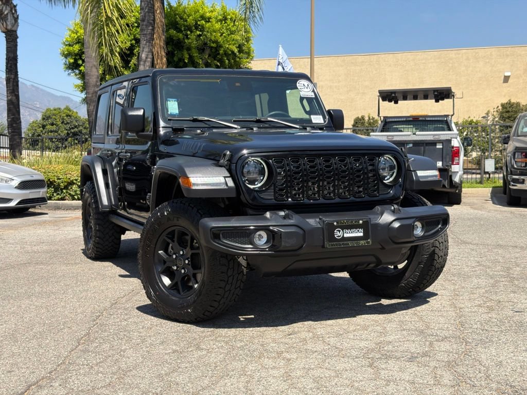 Used 2025 Jeep Wrangler Unlimited Sport AWD/4WD image 3