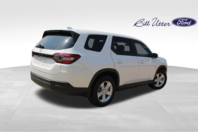 Used 2023 Honda Pilot LX image 5