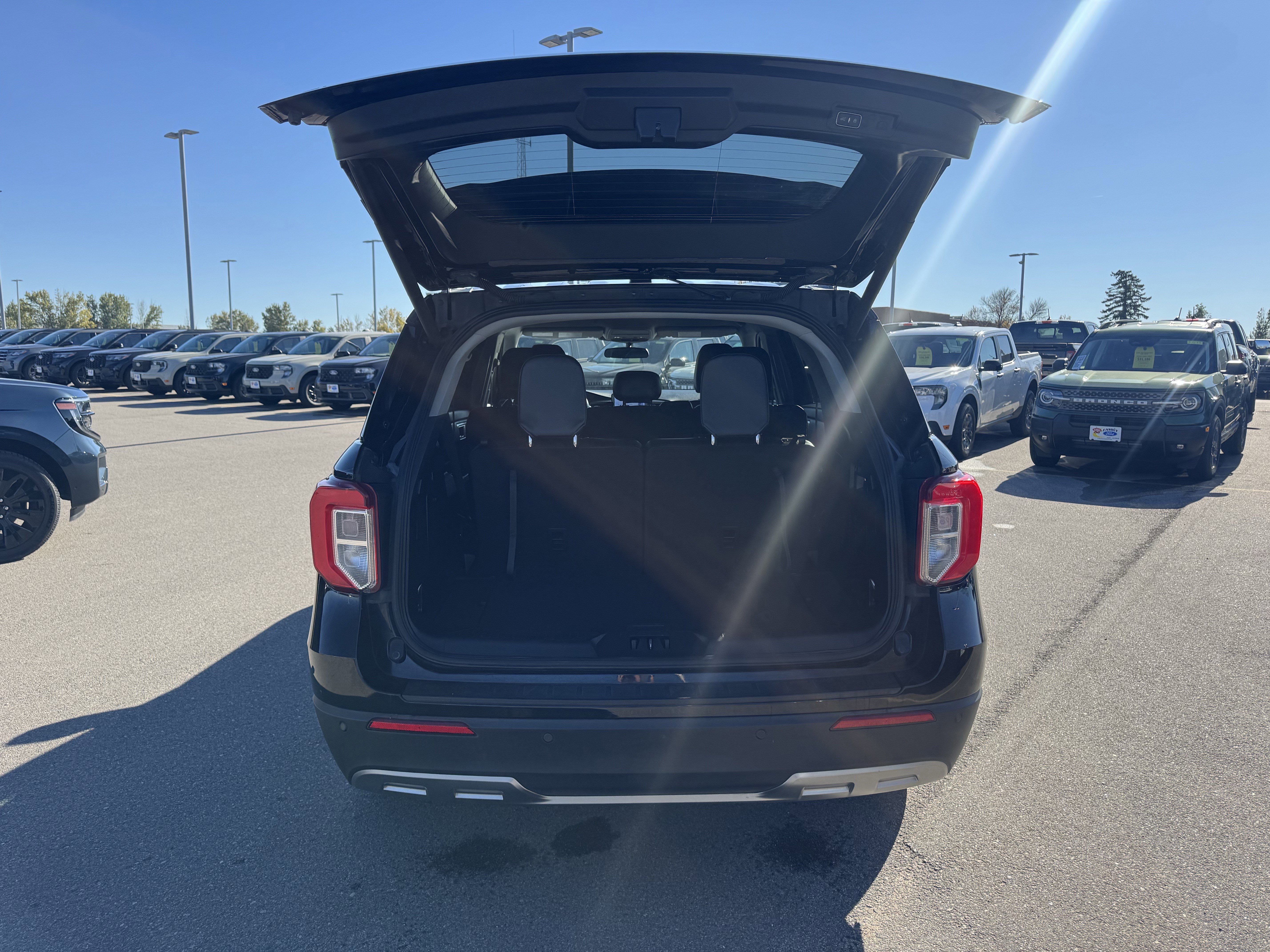 Certified 2024 Ford Explorer XLT w/ Equipment Group 202A image 22