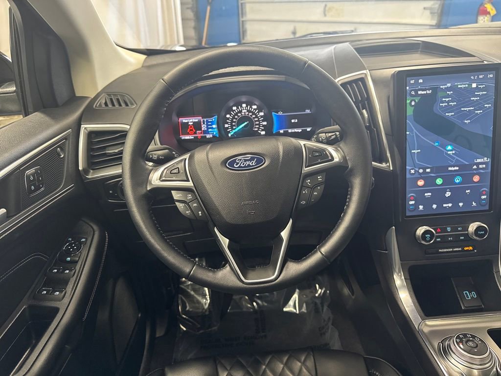 Certified 2023 Ford Edge Titanium image 13