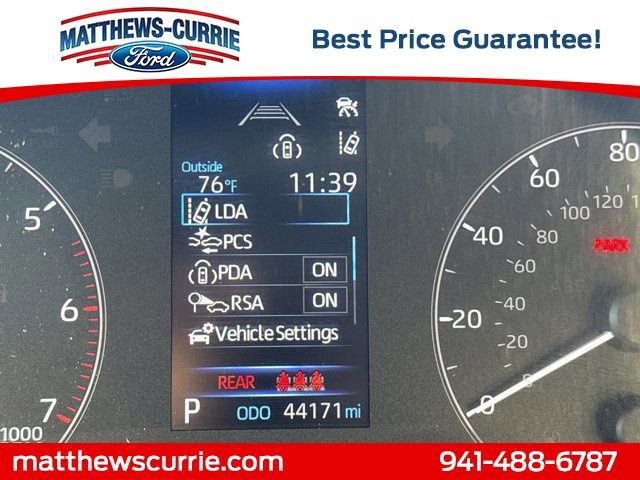 Used 2024 Toyota Corolla SE image 15