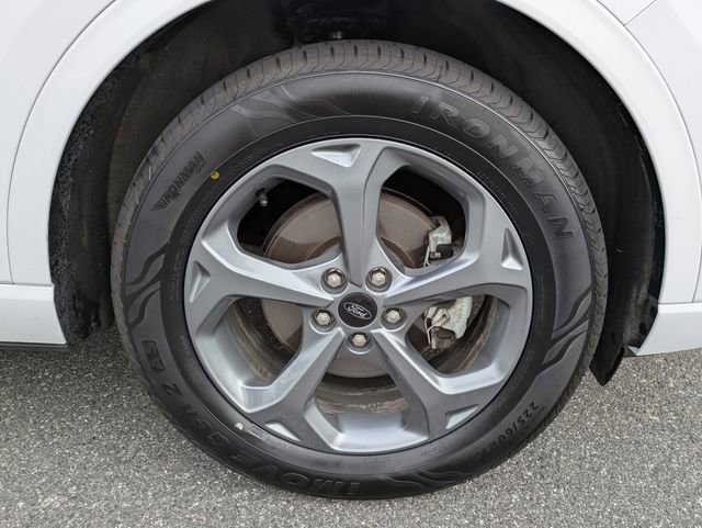 Certified 2023 Ford Escape ST-Line AWD/4WD image 11