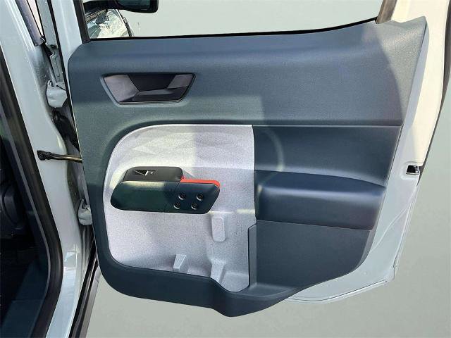 Certified 2023 Ford Maverick XLT w/ XLT Luxury Package image 18