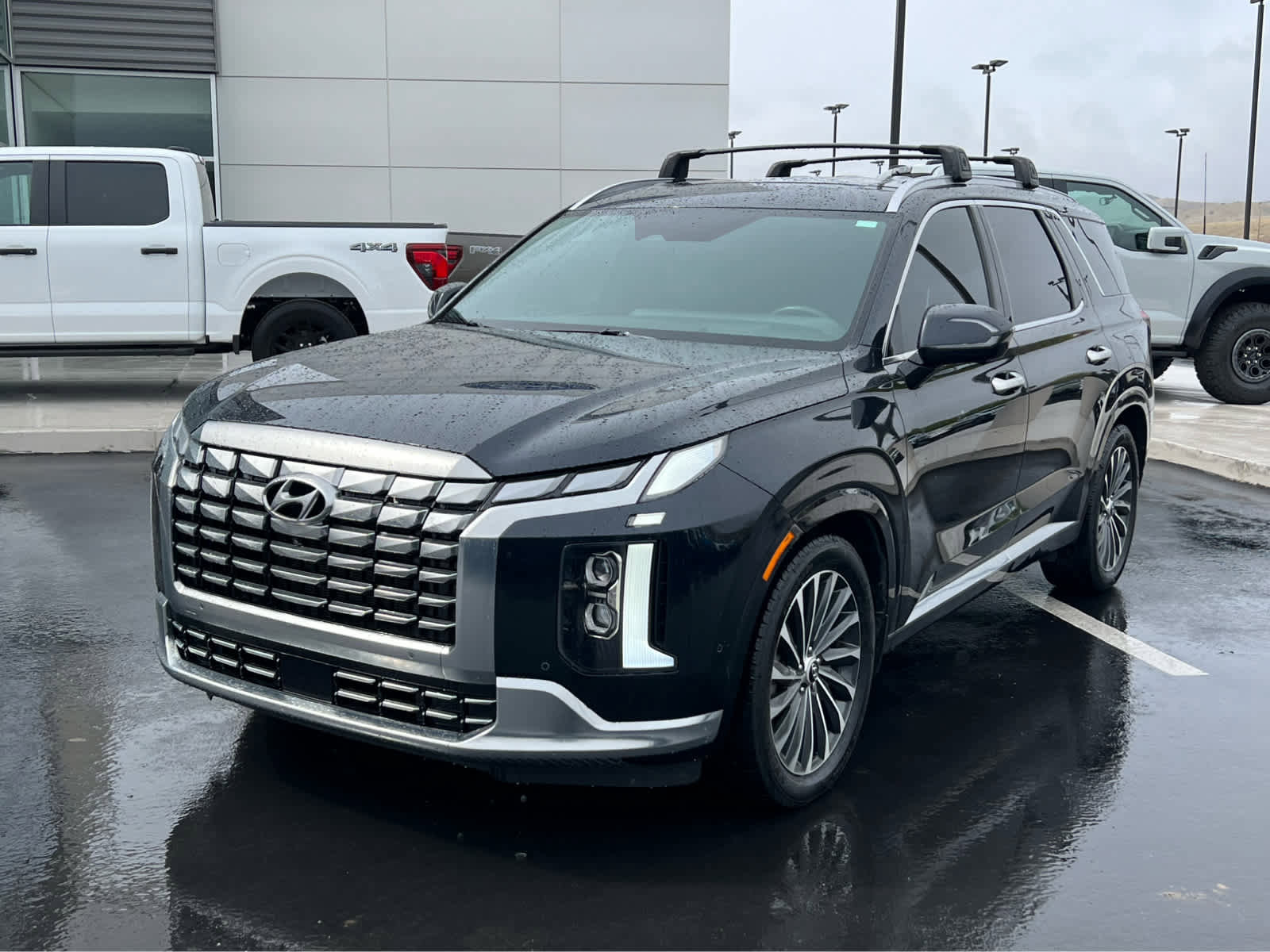 Used 2023 Hyundai Palisade Calligraphy AWD/4WD image 2