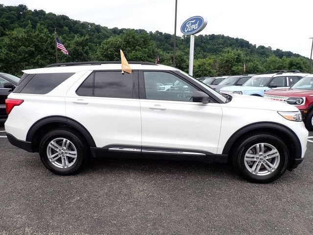 Certified 2024 Ford Explorer XLT w/ Class IV Trailer Tow Package AWD/4WD image 10