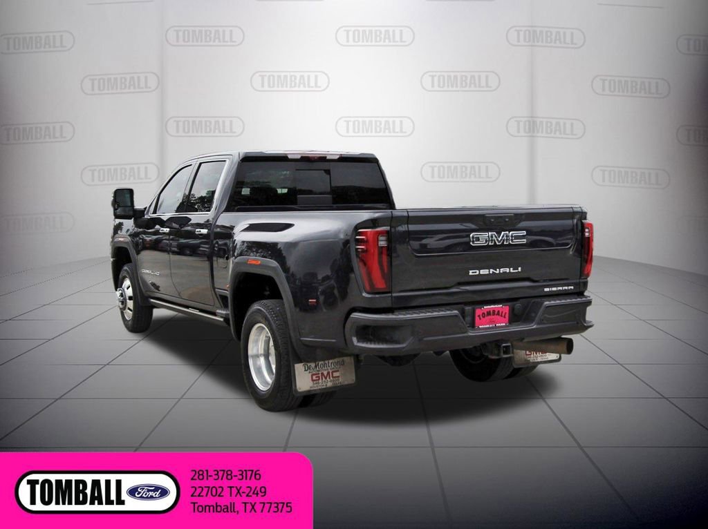 Used 2024 GMC Sierra 3500 Denali Ultimate AWD/4WD image 5