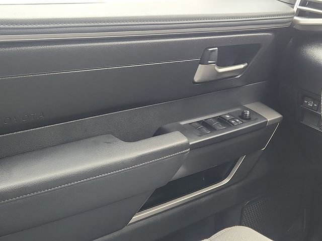 Used 2025 Toyota Tundra SR5 AWD/4WD image 11