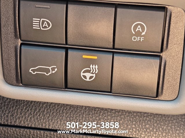 Used 2023 Toyota Highlander Limited FWD image 26
