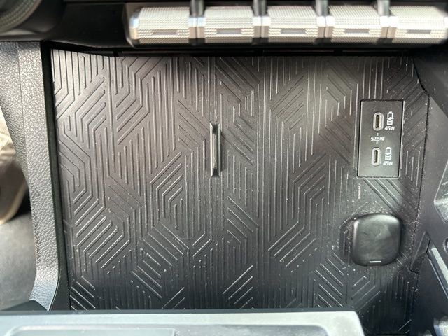 Used 2024 Toyota Tacoma TRD Sport image 28