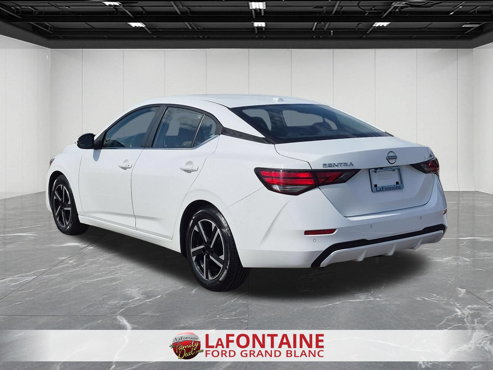 Used 2024 Nissan Sentra SV w/ All-Weather Package FWD image 3