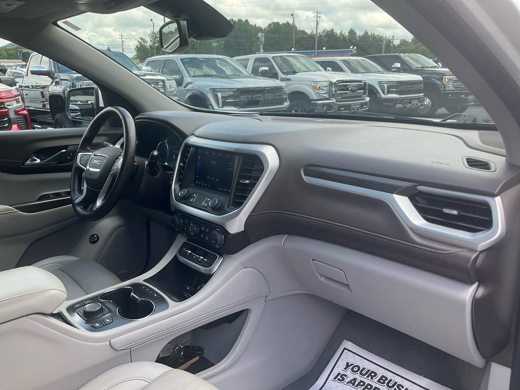 Used 2023 GMC Acadia SLT AWD/4WD image 11