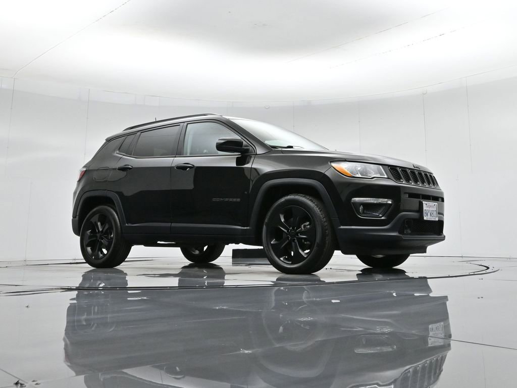 Used 2021 Jeep Compass Latitude image 4