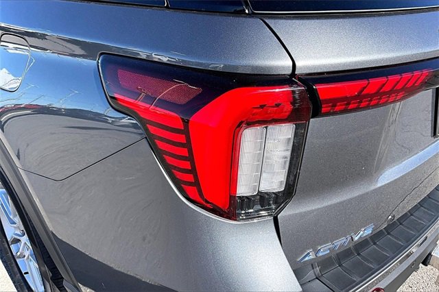 Certified 2025 Ford Explorer Active image 27