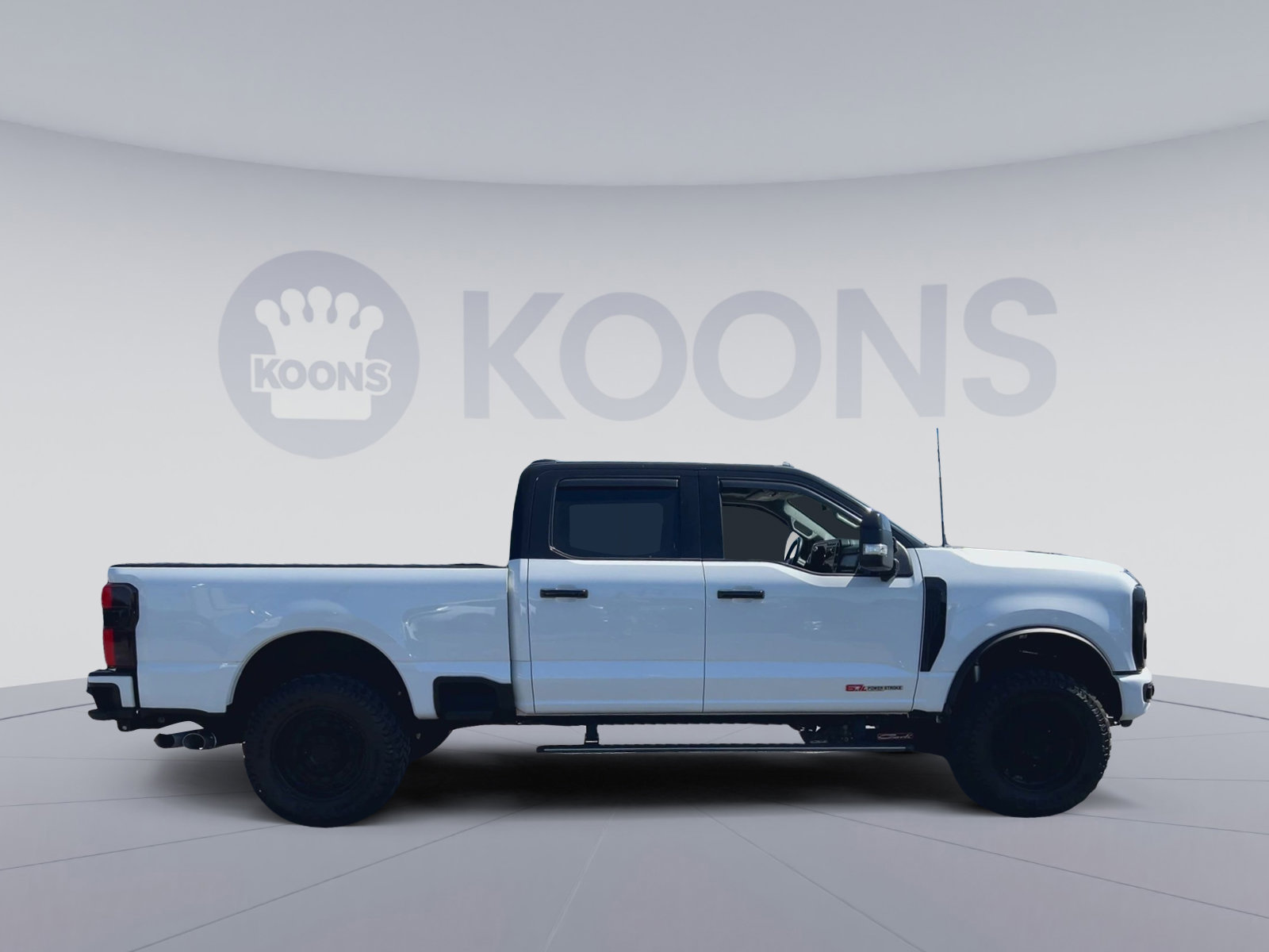 Certified 2024 Ford F350 Limited w/ FX4 Off-Road Package AWD/4WD image 12
