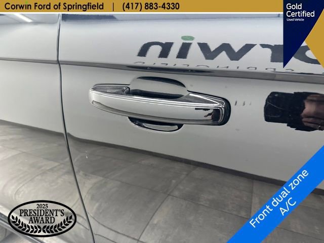 Certified 2025 Ford Expedition Platinum AWD/4WD image 8