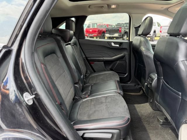 Certified 2022 Ford Escape SEL w/ SEL Stealth AWD Package image 18