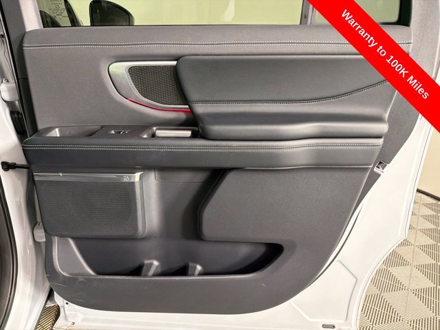 Certified 2025 Ford Expedition Max Platinum w/ Stealth Appearance Package AWD/4WD image 39