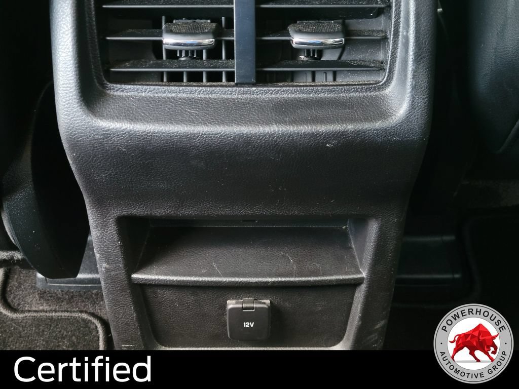 Certified 2018 Ford Edge Titanium FWD image 17